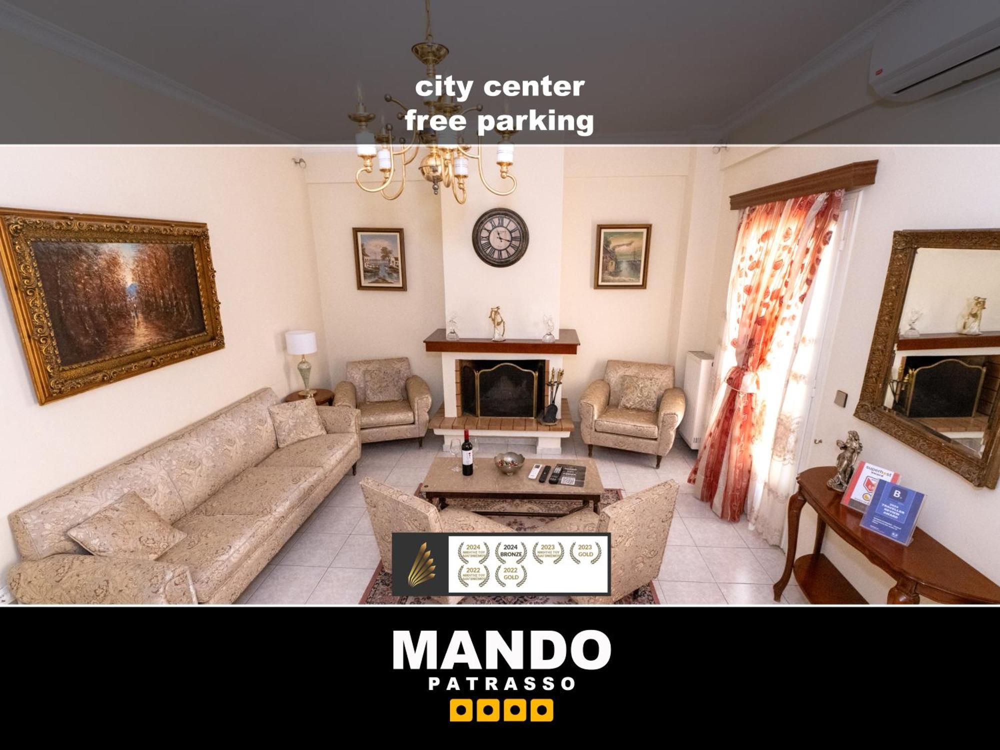 Mando Patrasso - Classical Apartment In The Center Of Patras With Free Parking Exteriér fotografie