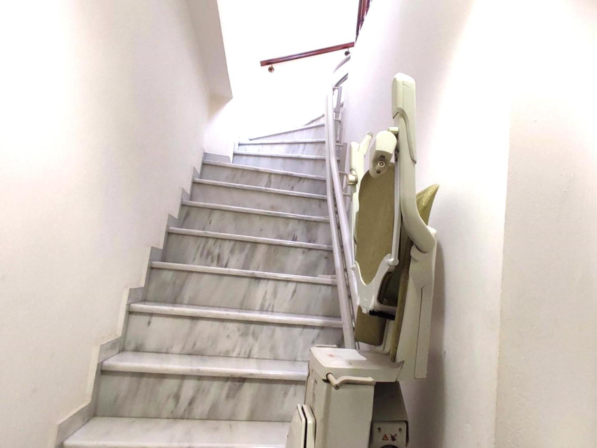 Mando Patrasso - Classical Apartment In The Center Of Patras With Free Parking Exteriér fotografie